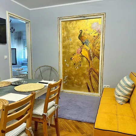 Apartment Art Vintage Burgas City