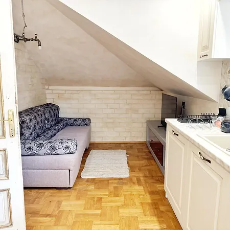 Art Vintage Apartment