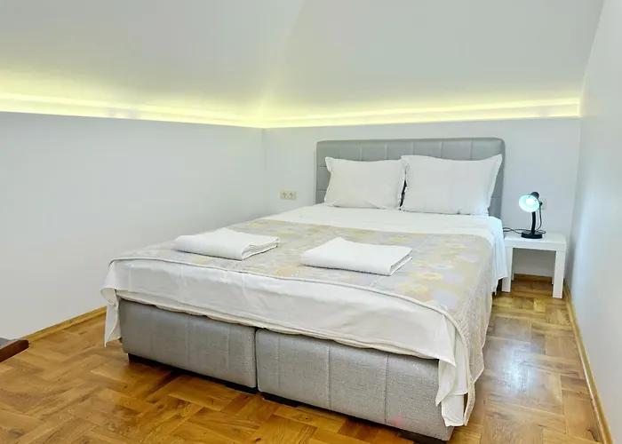 Art Vintage Apartment Burgas