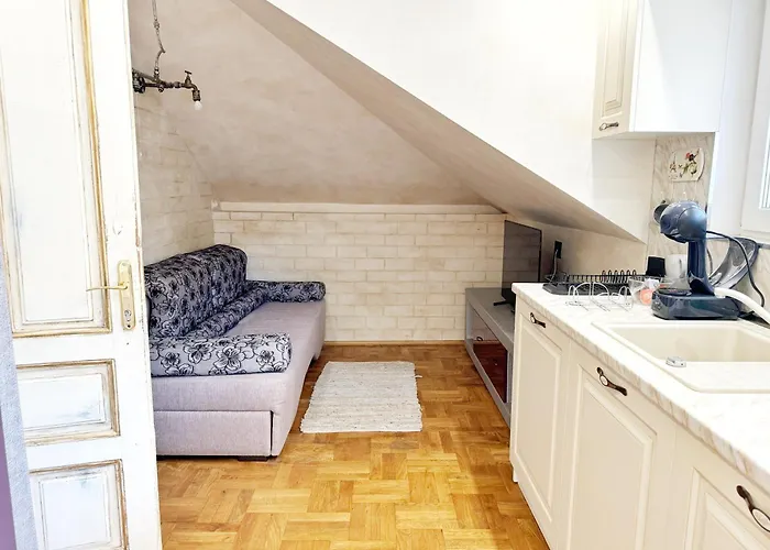 Art Vintage Apartment