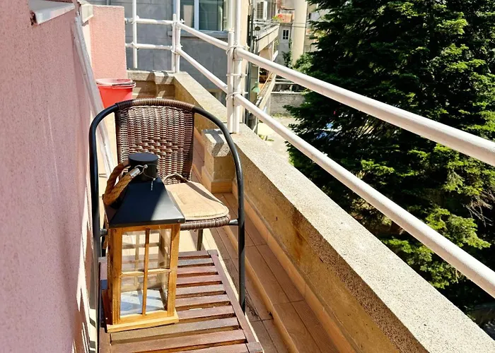 Apartment Art Vintage Burgas